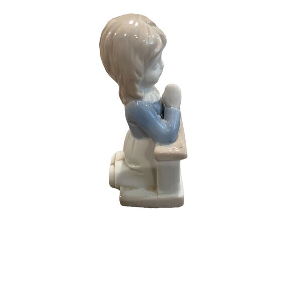 Vintage Roman Brand Porcelain Girl Praying at Altar Figurine Blue/Ivory 4" Tall - Picture 5 of 6